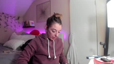 Hornystonerchick online show from 02/25/25, 05:19