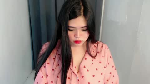 Snapshot of lhara_cumming chatting on 06/16/26, 10:56 LHARA online show from 06/16/26, 10:56