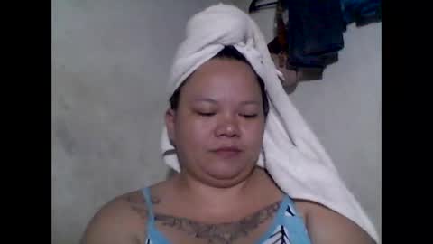 lhiannash33 online show from 09/18/25, 07:10