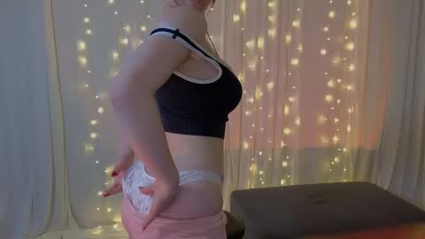 Linda my FANSLY  red fury online show from 12/23/25, 01:25