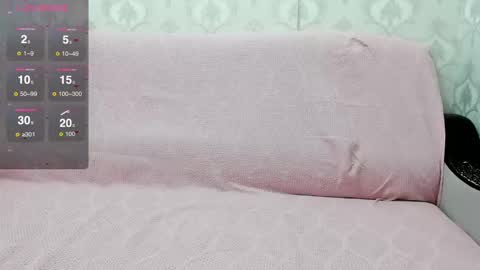 LEANNAA online show from 12/22/24, 10:06