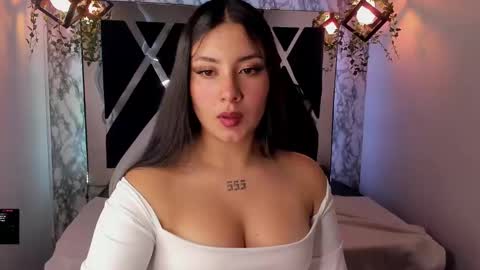 Snapshot of lia_14_ chatting on 12/31/24, 11:31 Lia online show from 12/31/24, 11:31