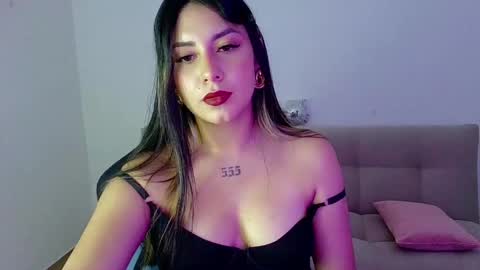 Snapshot of lia_14_ chatting on 04/24/26, 12:35 Lia online show from 04/24/26, 12:35