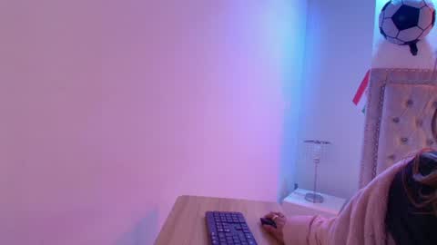 Snapshot of lia_adamsss chatting on 07/17/26, 03:24 Lia online show from 07/17/26, 03:24