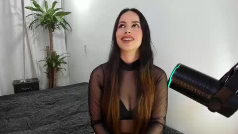 Lia y Felipe --  online show from 02/12/26, 11:22