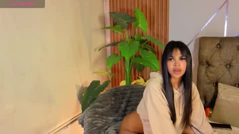 lia_bunny7 online show from 02/27/26, 06:57