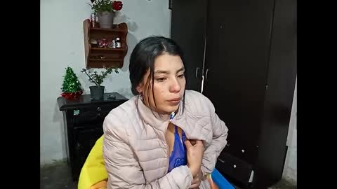 Lia online show from 12/24/24, 08:55