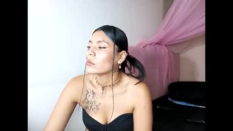 Lia online show from 01/26/25, 06:58