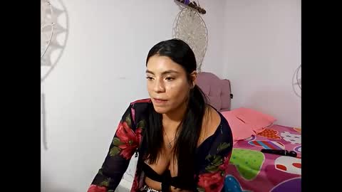 Snapshot of lia_hottie chatting on 05/11/26, 08:39 Lia online show from 05/11/26, 08:39