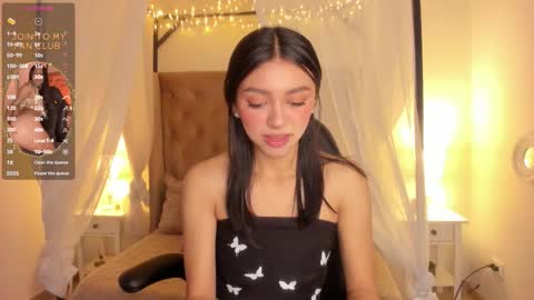 Snapshot of lia_jhosson_ chatting on 09/19/25, 09:15 Lia online show from 09/19/25, 09:15