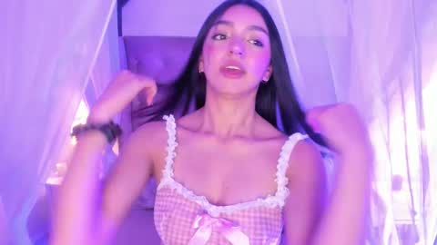 Snapshot of lia_jhosson_ chatting on 10/15/25, 10:32 Lia online show from 10/15/25, 10:32