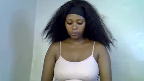 lia online show from 11/03/25, 10:27