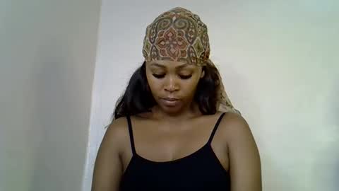 lia online show from 12/04/25, 04:38