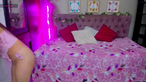 lia online show from 09/22/25, 08:33