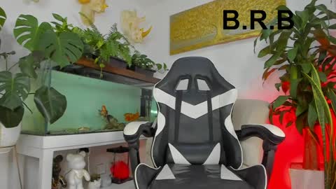 lia_lovelly online show from 04/10/26, 05:01