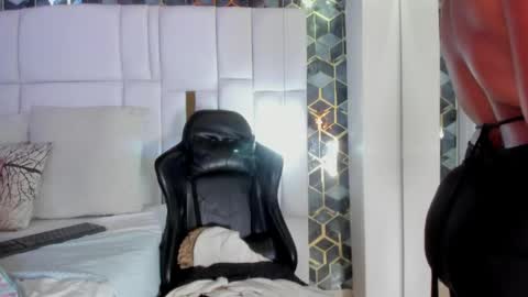 lia_mariana online show from 03/17/26, 04:50