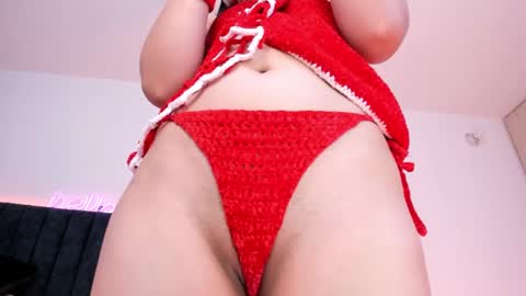 Little Queen Lia  online show from 02/14/25, 11:09