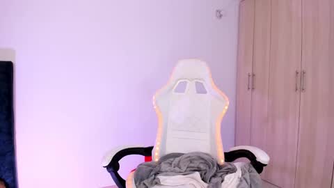 Little Queen Lia  online show from 03/05/25, 04:45