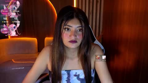 Online 1400 - 2100 online show from 04/12/26, 03:00