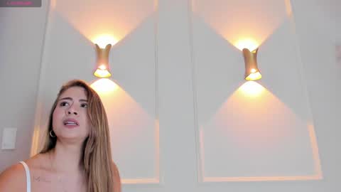 Snapshot of lia_walton__ chatting on 12/21/24, 03:31 liz walton online show from 12/21/24, 03:31