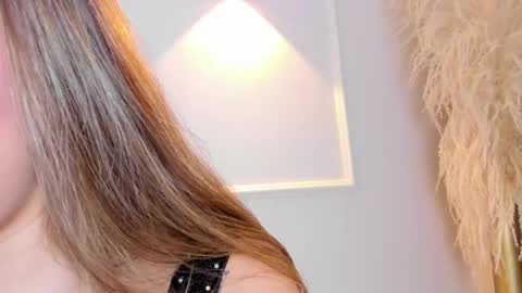 Snapshot of lia_walton__ chatting on 03/12/25, 03:29 liz walton online show from 03/12/25, 03:29