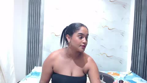 Snapshot of liaa_cams chatting on 05/29/26, 02:53 liaa_cams online show from 05/29/26, 02:53