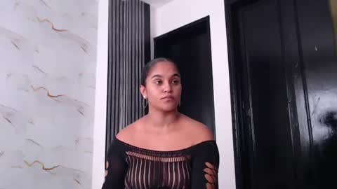 Snapshot of liaa_cams chatting on 06/14/26, 08:22 liaa_cams online show from 06/14/26, 08:22
