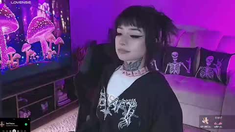 Snapshot of liaa_rodriguezz chatting on 02/13/25, 04:50 Liaa  online show from 02/13/25, 04:50