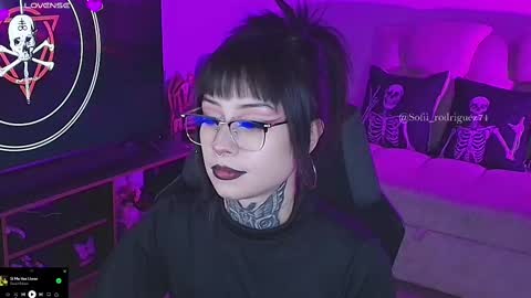 Snapshot of liaa_rodriguezz chatting on 02/18/25, 01:10 Liaa  online show from 02/18/25, 01:10