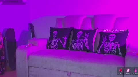 Snapshot of liaa_rodriguezz chatting on 02/21/25, 03:12 Liaa  online show from 02/21/25, 03:12