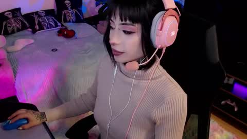 Snapshot of liaa_rodriguezz chatting on 10/11/25, 11:47 Liaa  online show from 10/11/25, 11:47