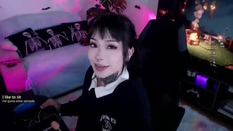 Snapshot of liaa_rodriguezz chatting on 10/14/25, 10:32 Liaa  online show from 10/14/25, 10:32