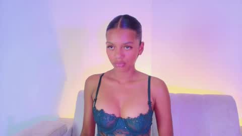 Lia online show from 05/24/26, 08:14