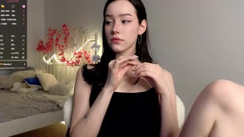 Lia  online show from 02/13/26, 09:16