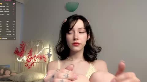 Lia  online show from 05/29/26, 11:41