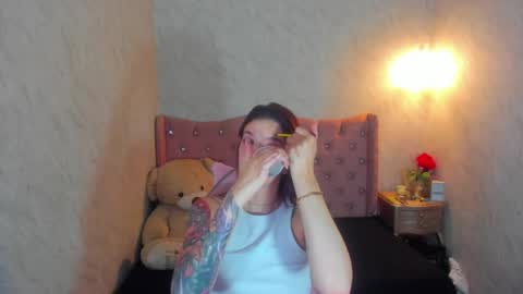  Lia  online show from 02/16/25, 01:14