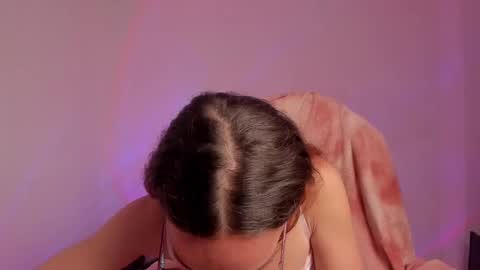 Snapshot of liahilton_ chatting on 09/17/25, 02:30 lh6 9c online show from 09/17/25, 02:30