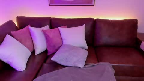 Liah online show from 10/09/25, 04:32