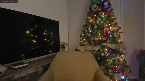 Lia  online show from 12/22/24, 05:12