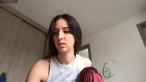 Snapshot of liahrommie chatting on 02/12/26, 12:11 Amy online show from 02/12/26, 12:11