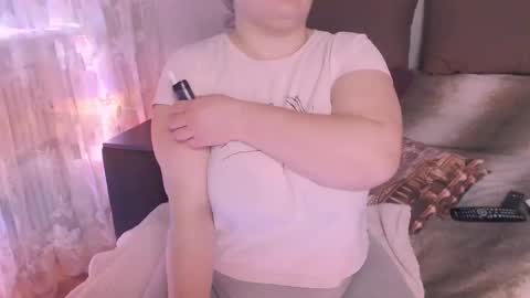 Snapshot of liahsofty chatting on 12/08/24, 07:11 miss Lia  colection for travel online show from 12/08/24, 07:11
