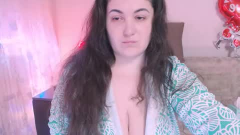 Snapshot of liahsofty chatting on 03/02/25, 03:48 miss Lia  colection for travel online show from 03/02/25, 03:48