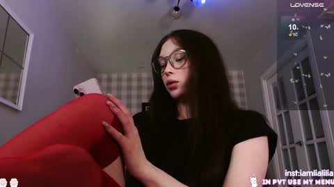 lialilia online show from 01/17/25, 11:49