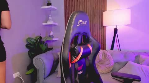 Liam Collins online show from 11/30/25, 07:51