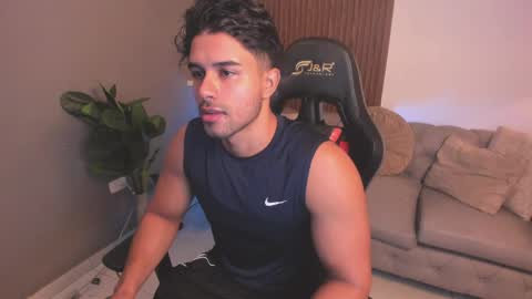 Snapshot of liam_colliins chatting on 05/05/26, 11:51 Liam Collins online show from 05/05/26, 11:51