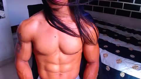 LIAM online show from 11/04/25, 02:38