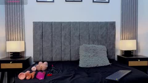 Liam forest  online show from 09/28/25, 04:51