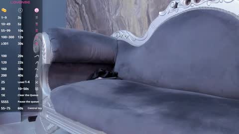 LIAM KLEIN online show from 01/28/25, 02:21