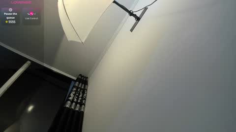 LIAM KLEIN online show from 02/01/25, 11:10