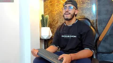 LIAM KLEIN online show from 09/22/25, 11:12